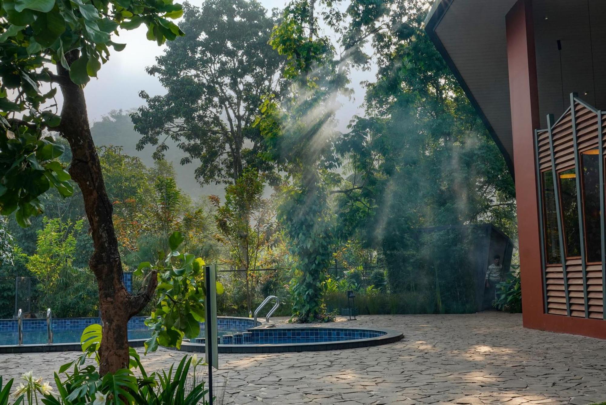 Vyna Hillock Resort And Spa Vythiri Exterior photo