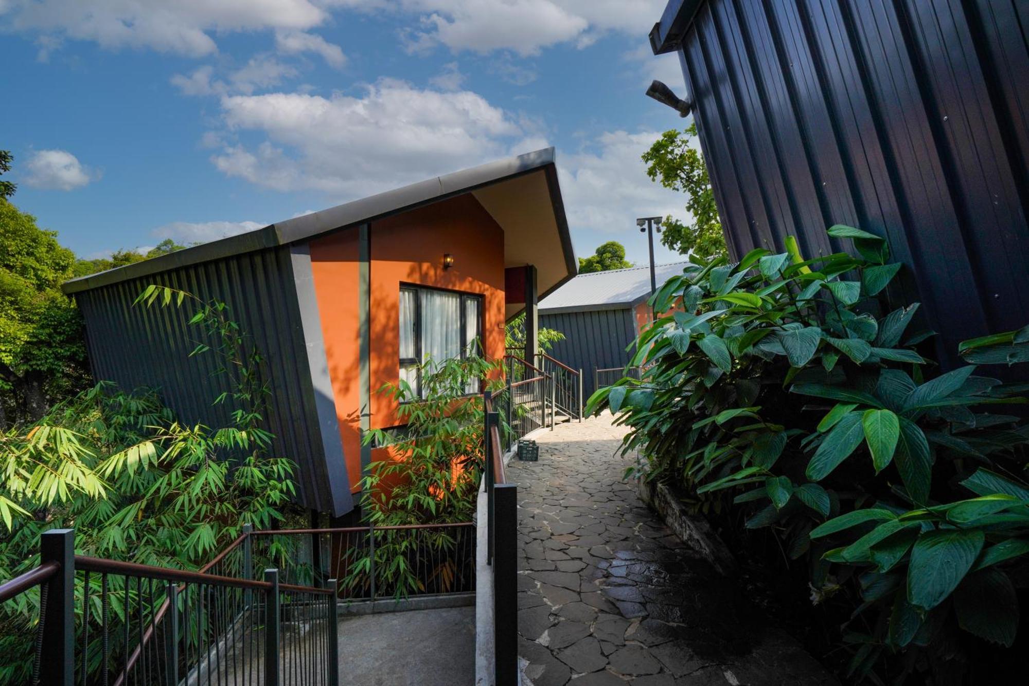 Vyna Hillock Resort And Spa Vythiri Exterior photo