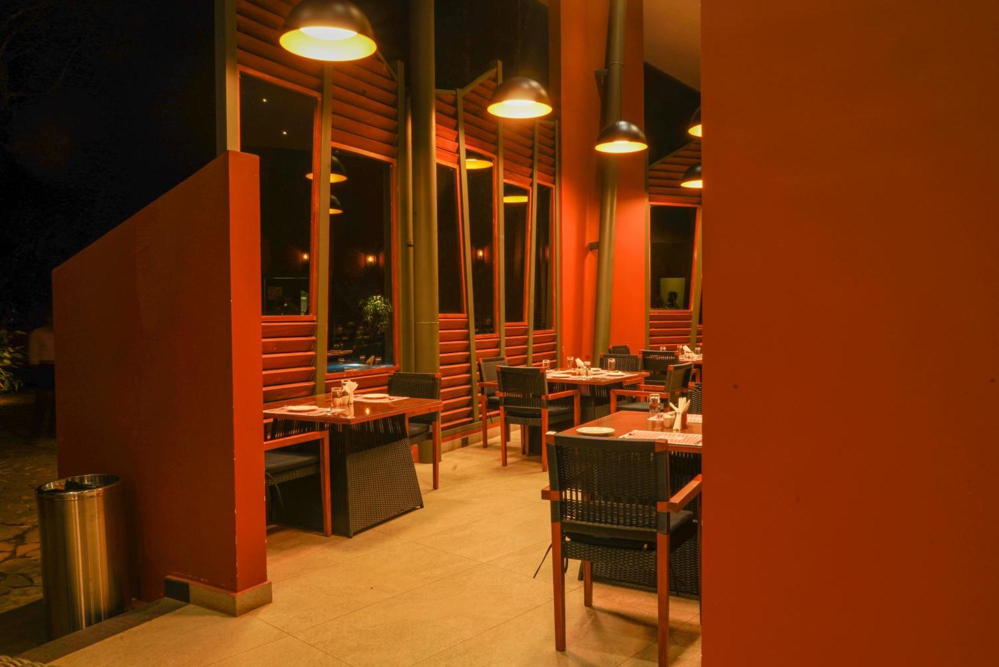 Vyna Hillock Resort And Spa Vythiri Exterior photo