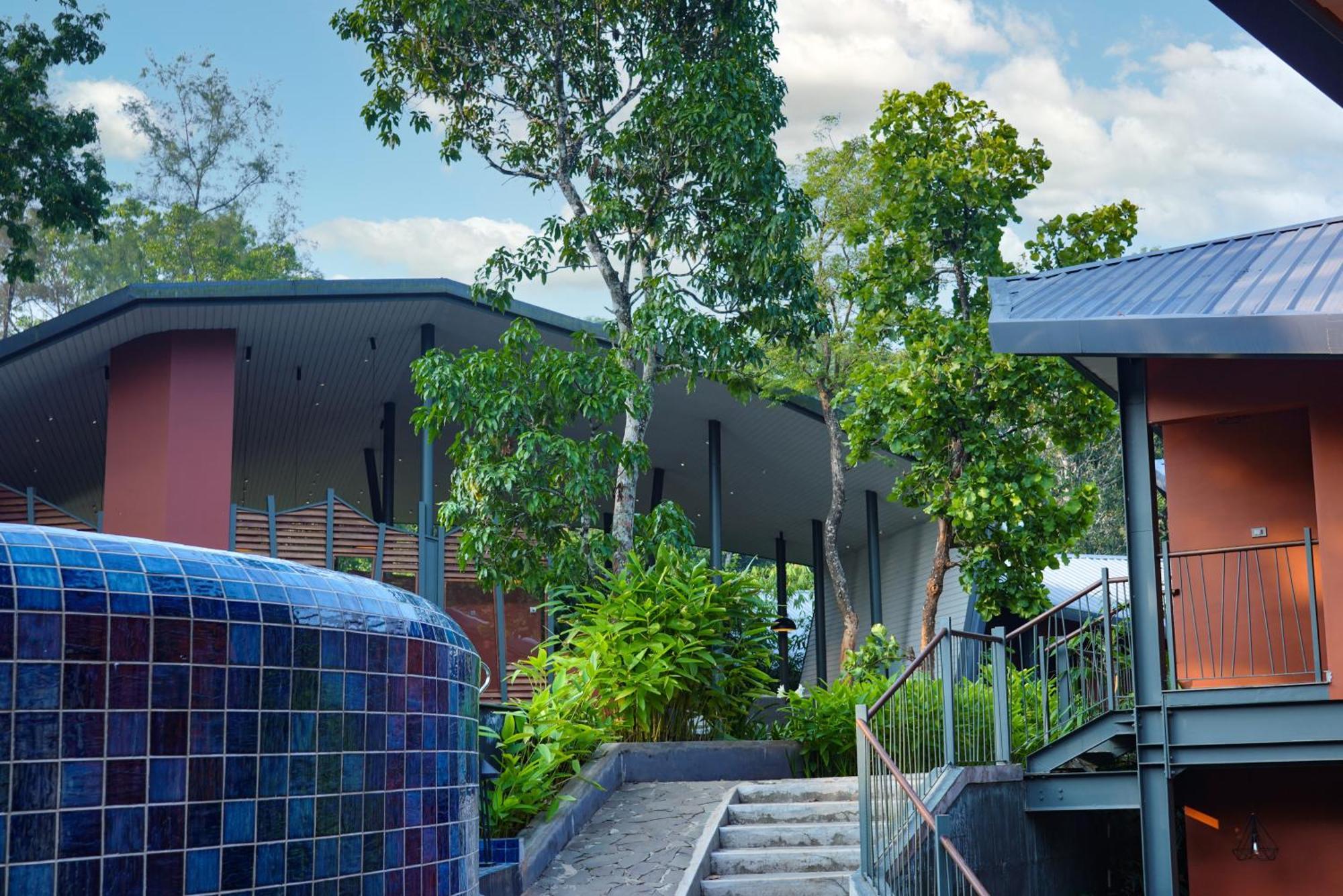 Vyna Hillock Resort And Spa Vythiri Exterior photo