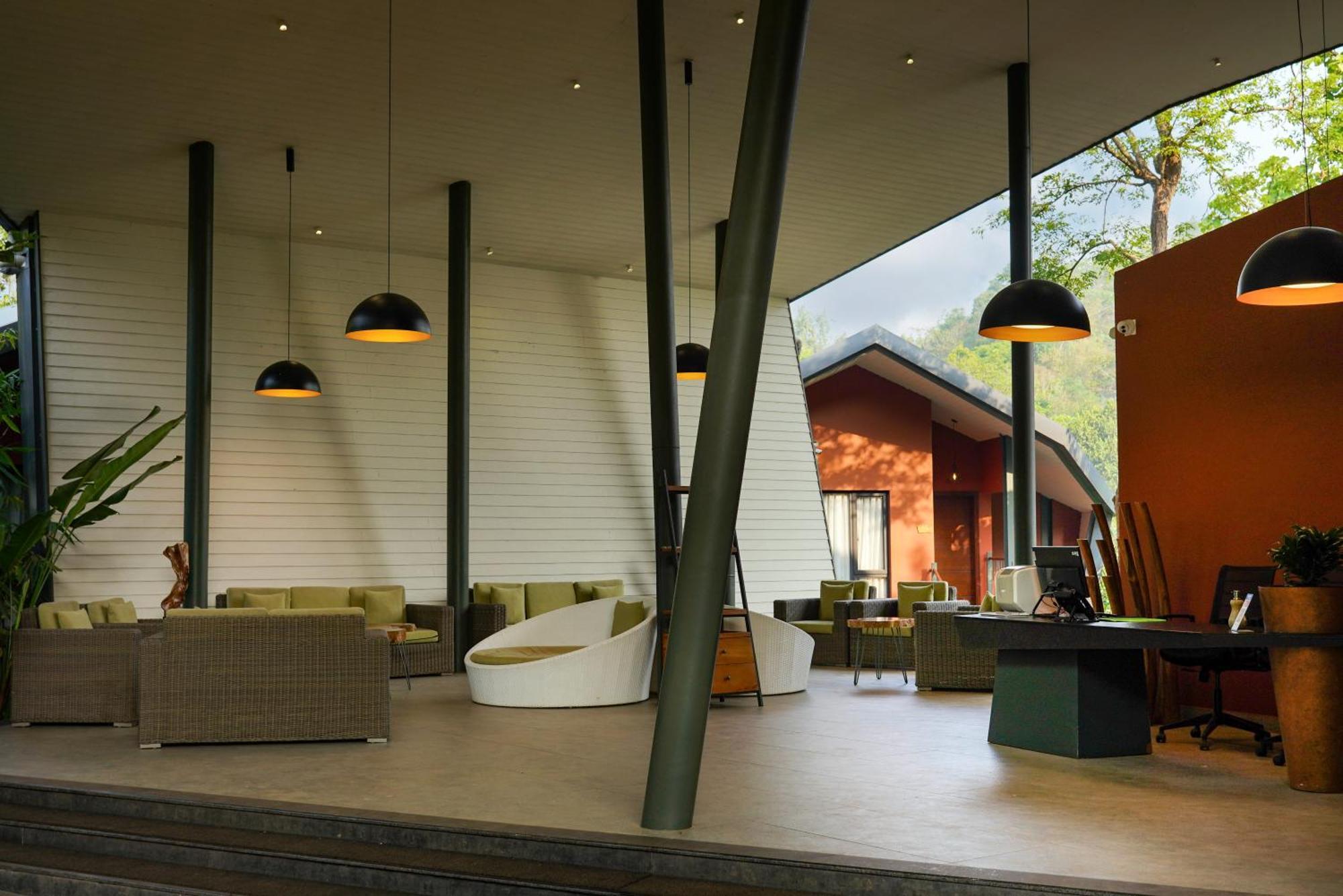 Vyna Hillock Resort And Spa Vythiri Exterior photo