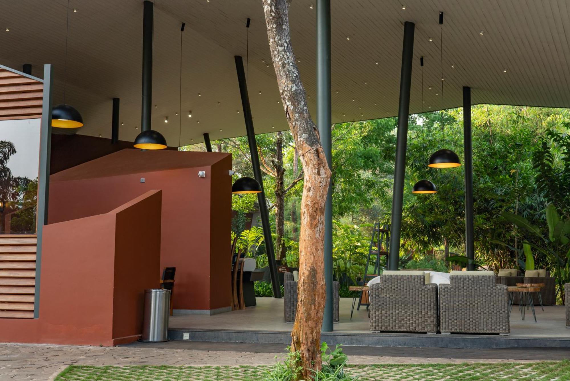 Vyna Hillock Resort And Spa Vythiri Exterior photo