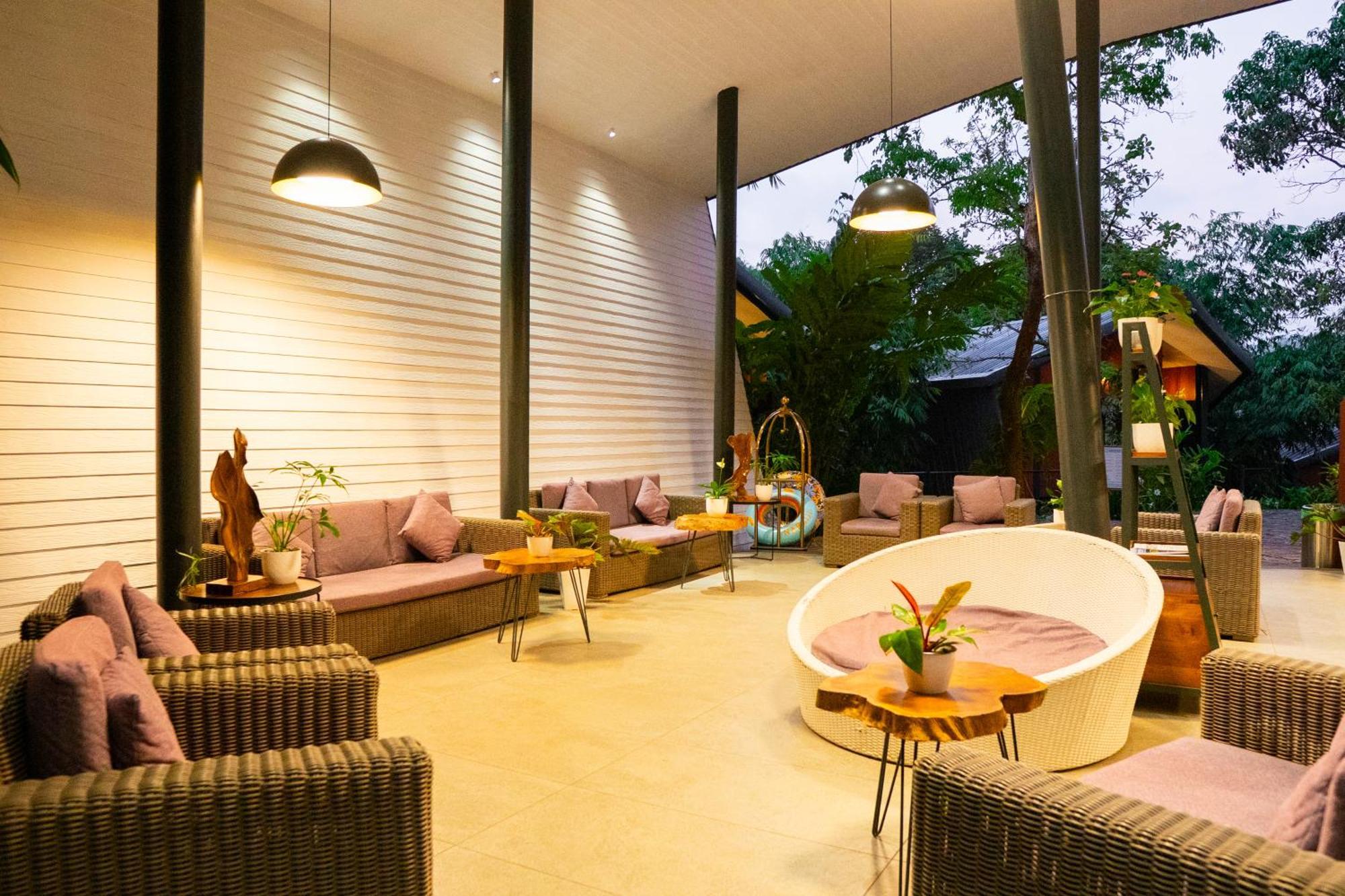 Vyna Hillock Resort And Spa Vythiri Exterior photo