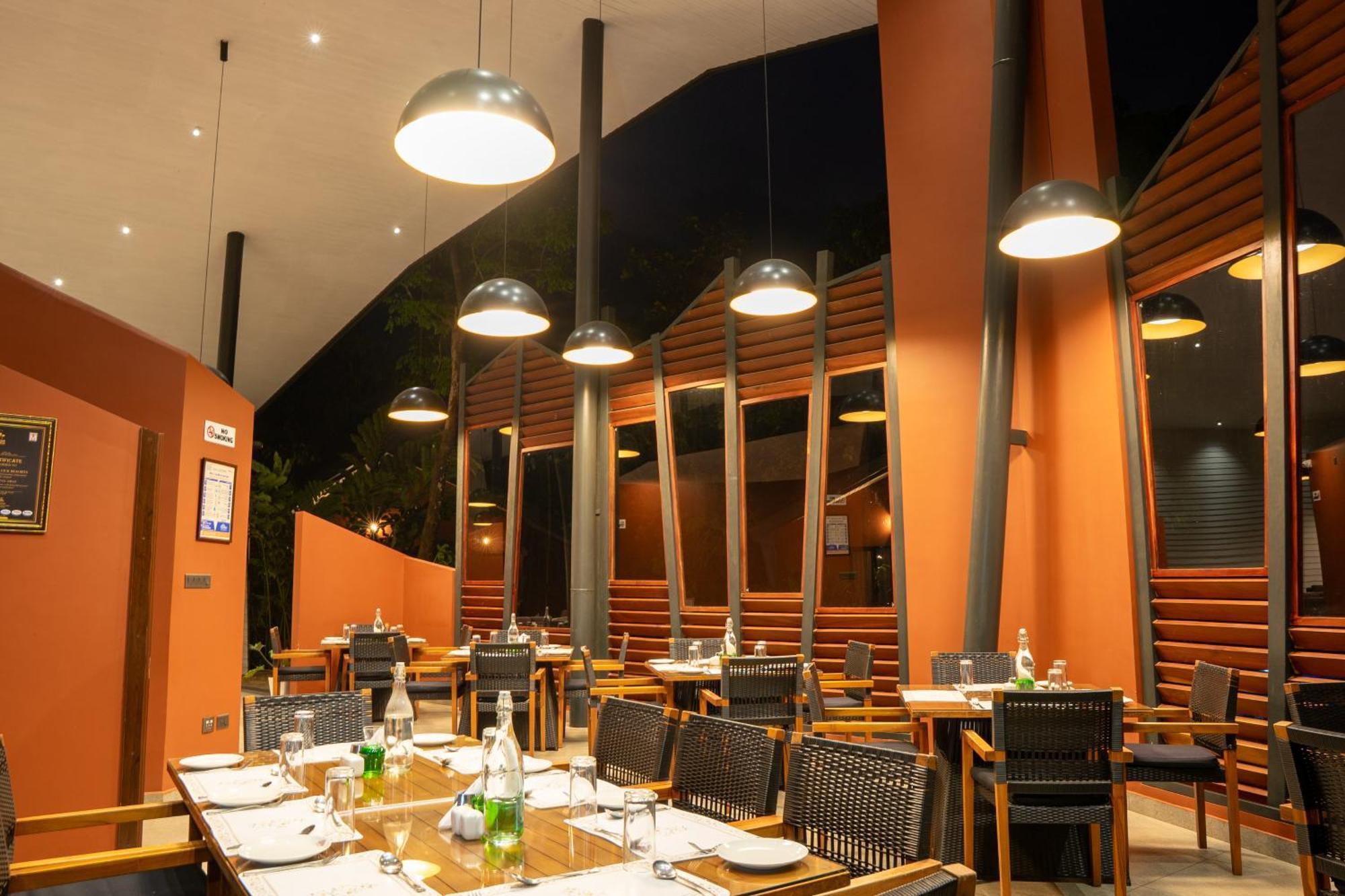 Vyna Hillock Resort And Spa Vythiri Exterior photo