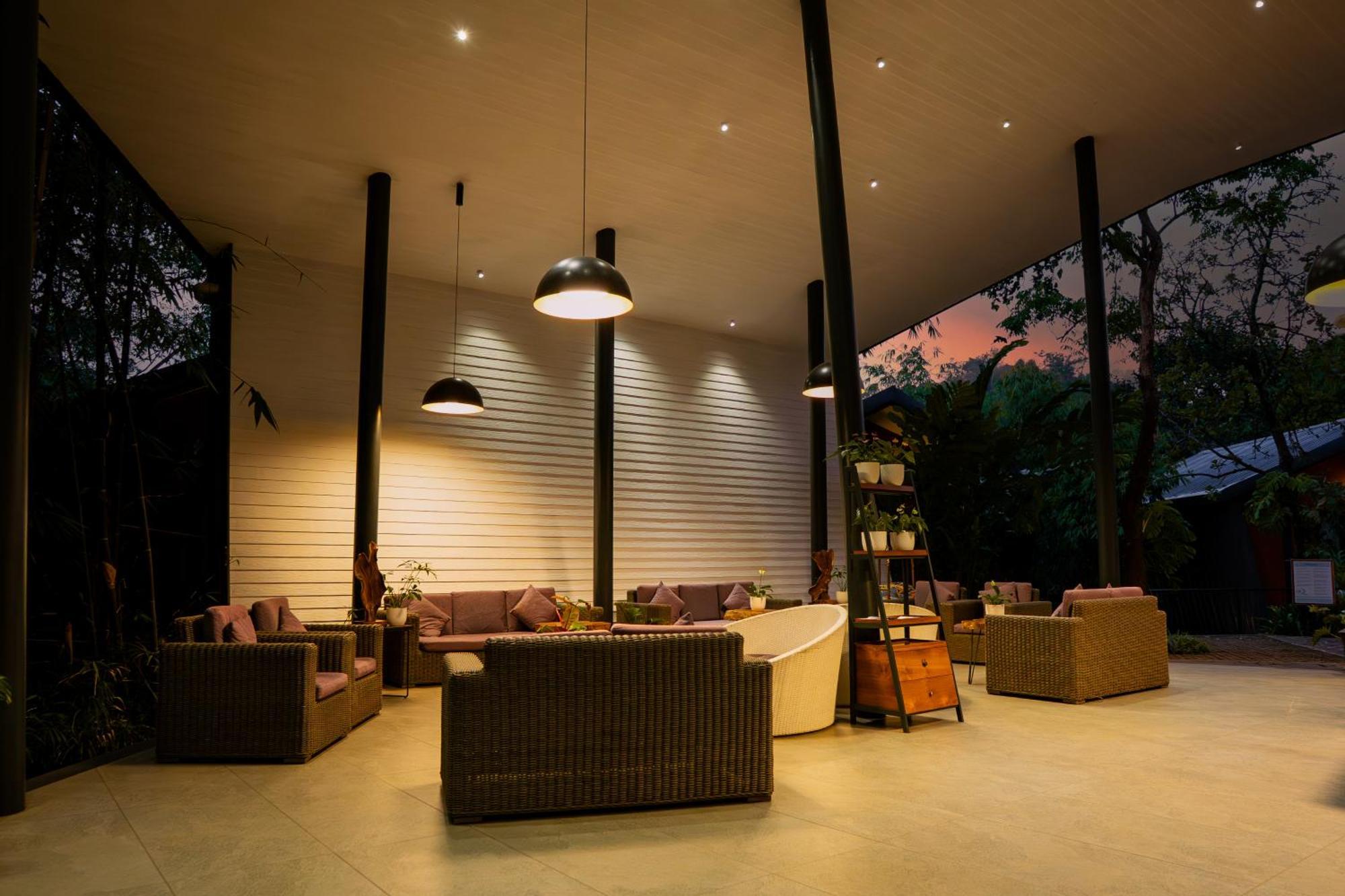 Vyna Hillock Resort And Spa Vythiri Exterior photo